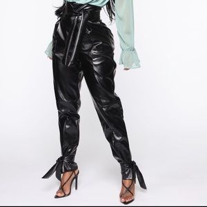 Show You The World Jogger
